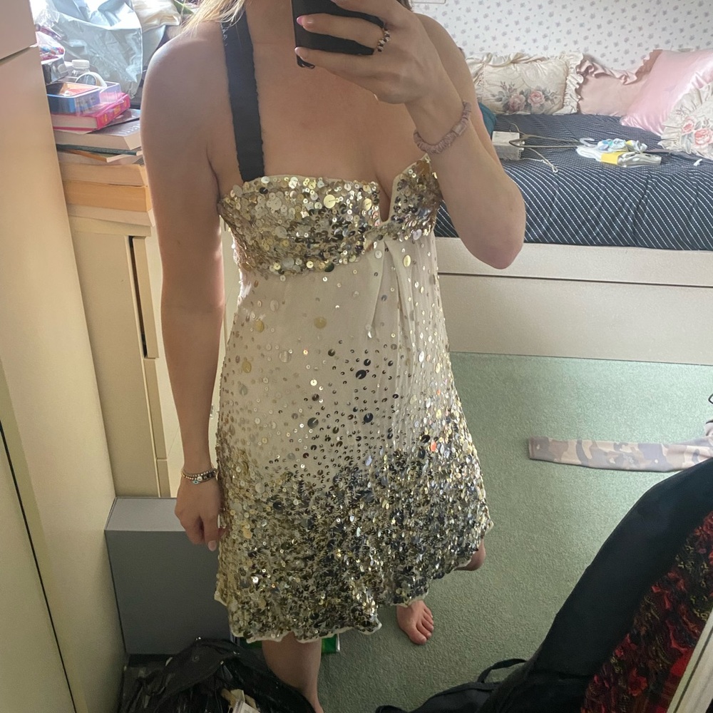 New condition MING SUIT convertible dress